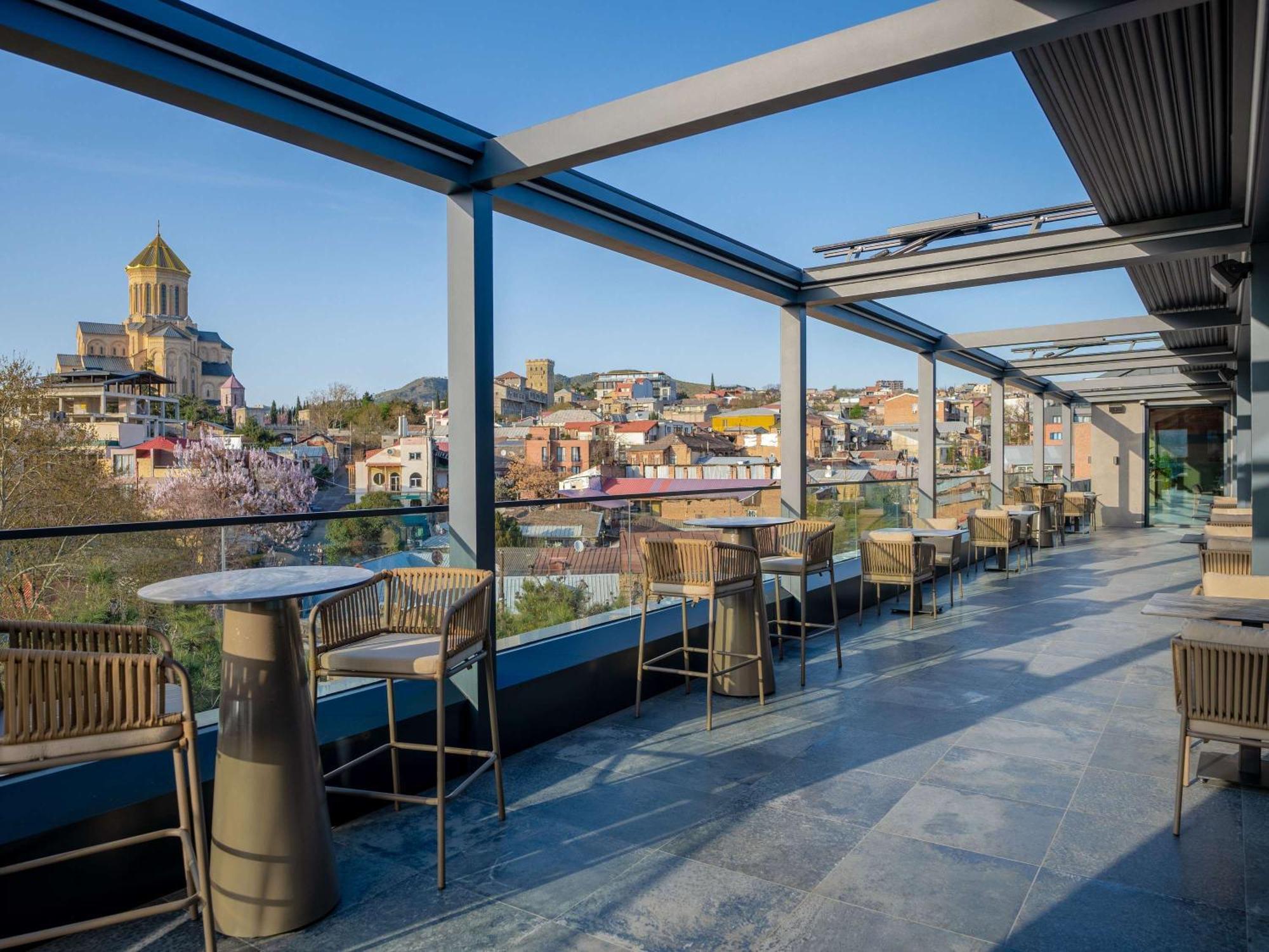 Novotel Tbilisi Center Exteriör bild
